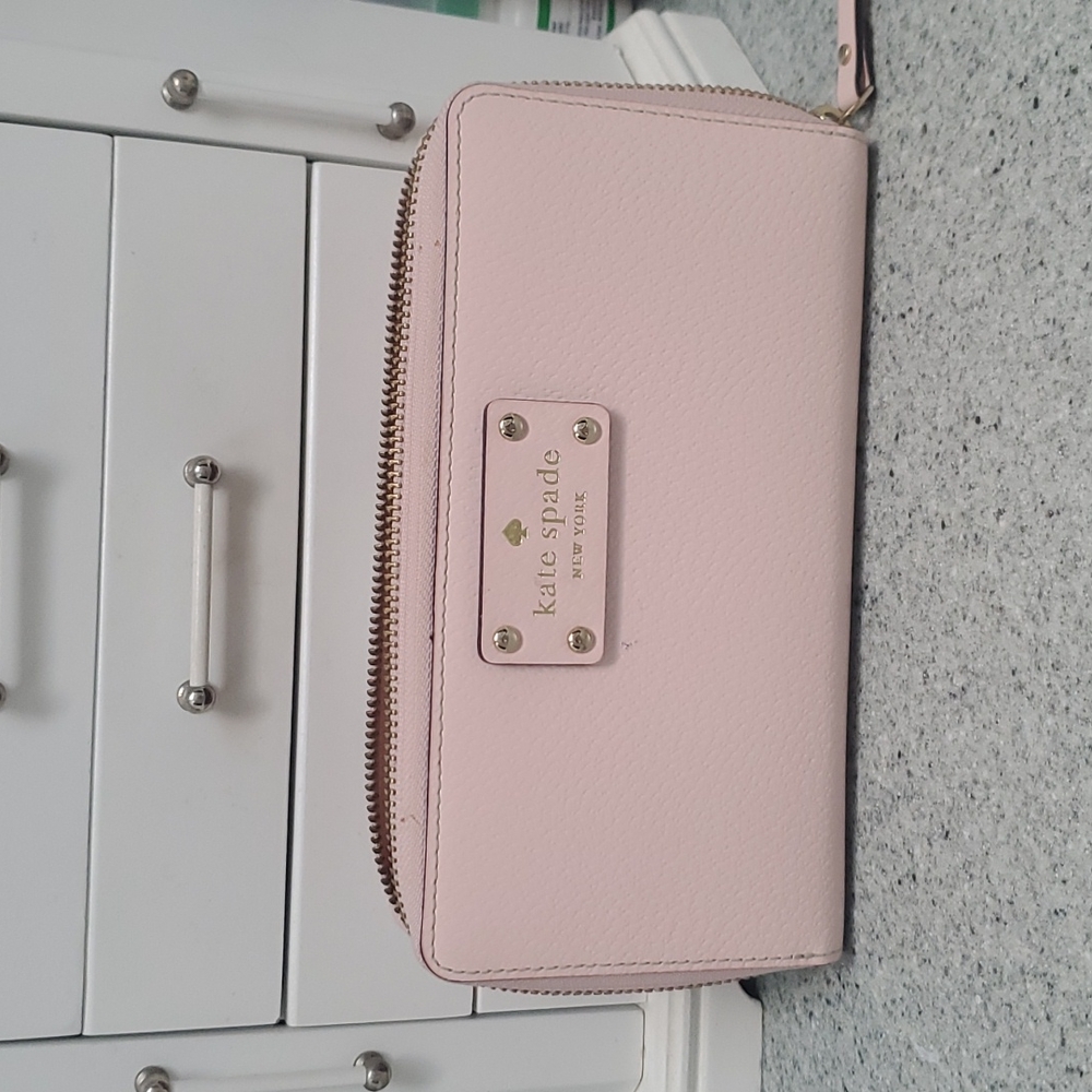 MATCHING WALLET